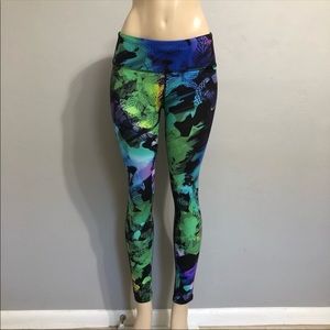 Women’s Nike dri-fit size small